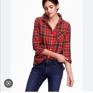 SALE!!!! Old Navy plaid flannel “The Classic Shirt” size L
